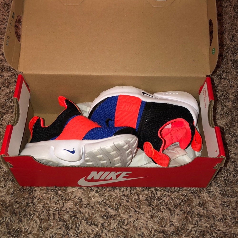 Toddler Boy's Nike Prestos